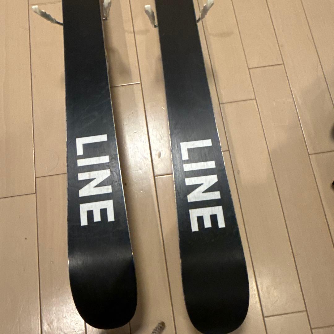 LINE Tom Wallisch Shorty 139cm スキー板　ジュニア