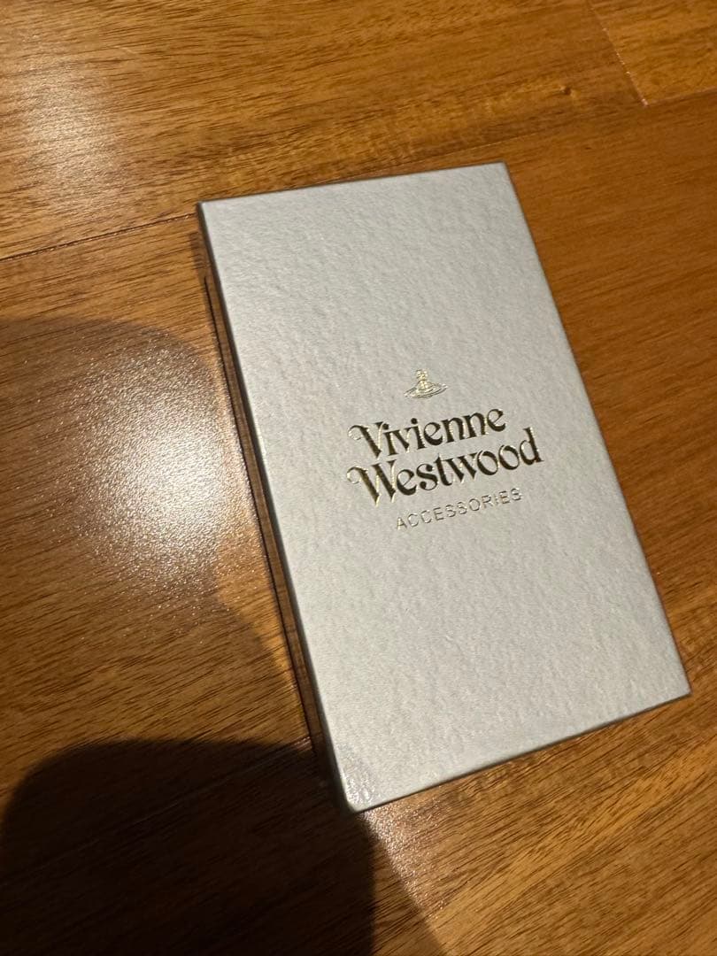 Vivienne Westwood オレンジ レザー キーケース