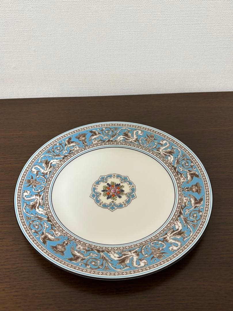ウェッジウッド フロレンティーン ターコイズ プレート 20.5cm 黒壷 2枚