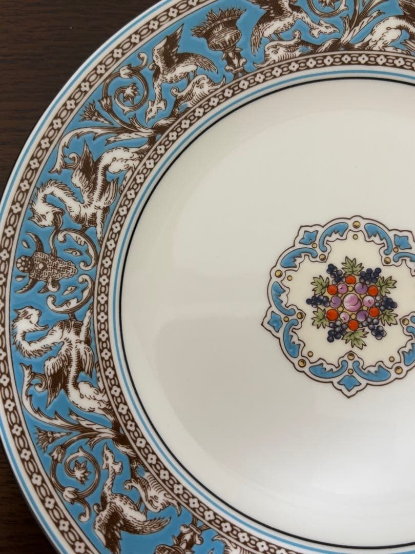 ウェッジウッド フロレンティーン ターコイズ プレート 20.5cm 黒壷 2枚