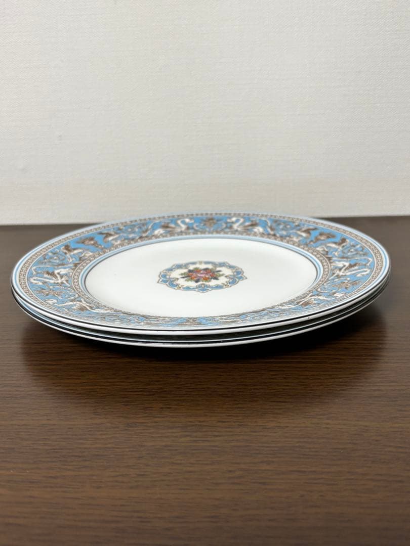 ウェッジウッド フロレンティーン ターコイズ プレート 20.5cm 黒壷 2枚