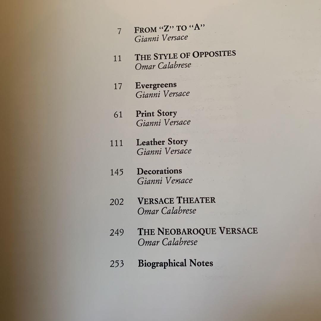 ヴェルサーチ　スタイル　本　スーパーモデル