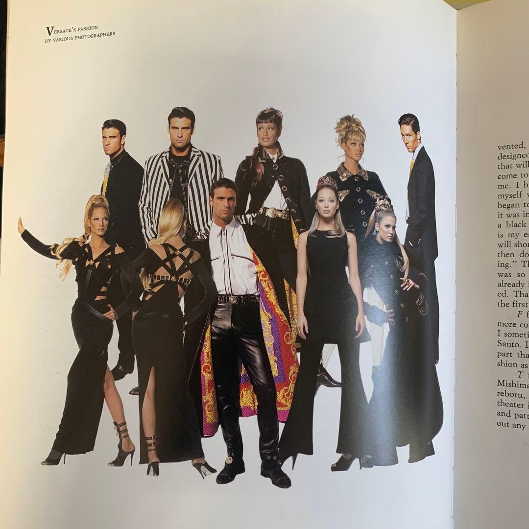 ヴェルサーチ　スタイル　本　スーパーモデル