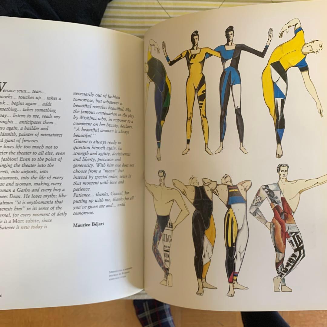 ヴェルサーチ　スタイル　本　スーパーモデル