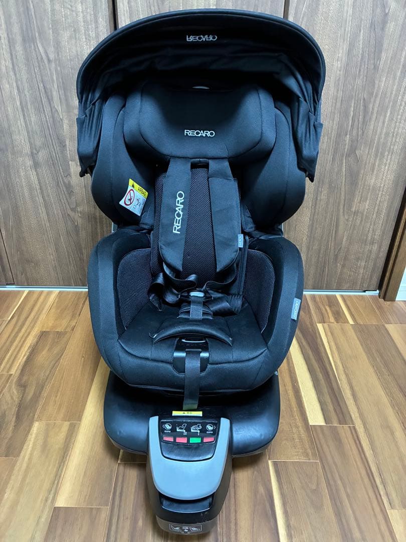 【状態良好】RECARO ブラック チャイルドシート