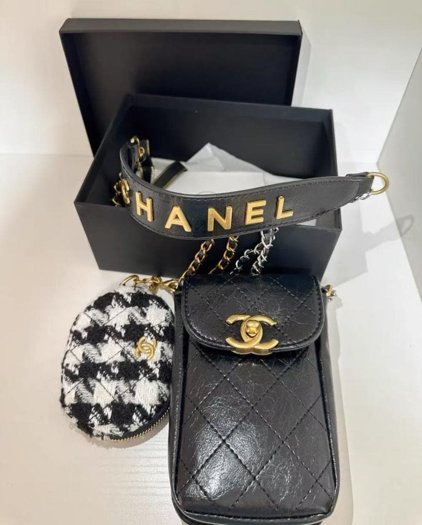 ✨VIP限定ノベルティ・ 非売品✨ノベルティ スマホポーチ＆ミニバッグ　BOX付