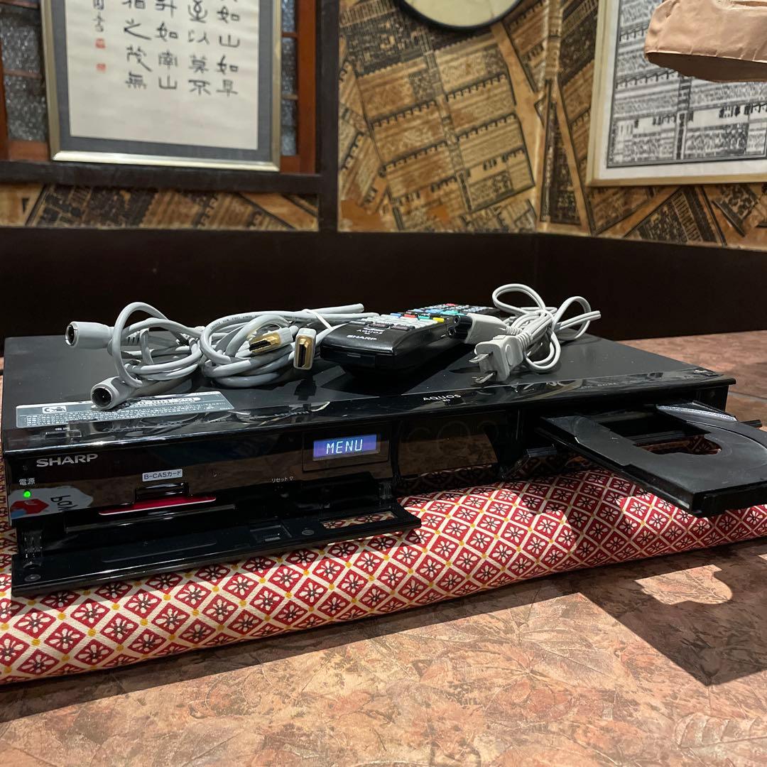 シャープBD−W1300 感動品！　なまこです！！！