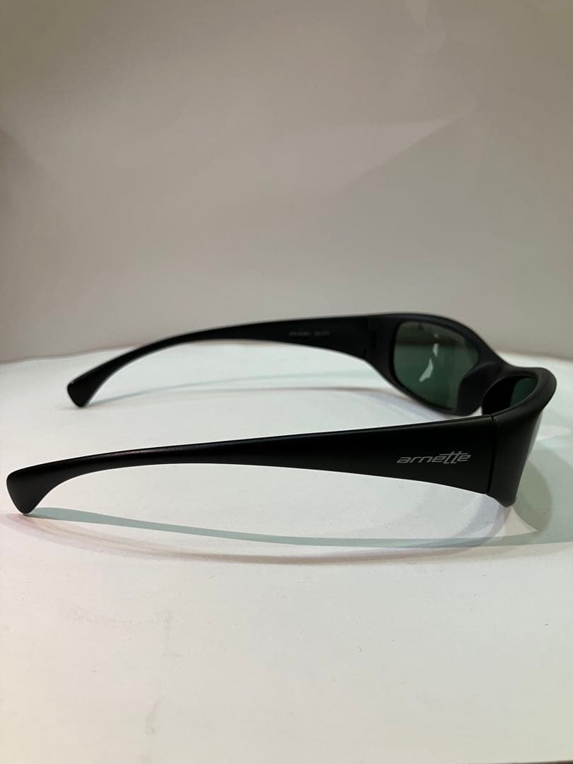 arnette アーネット　イタリア製 布ケース付き　サーフィン　スノボー