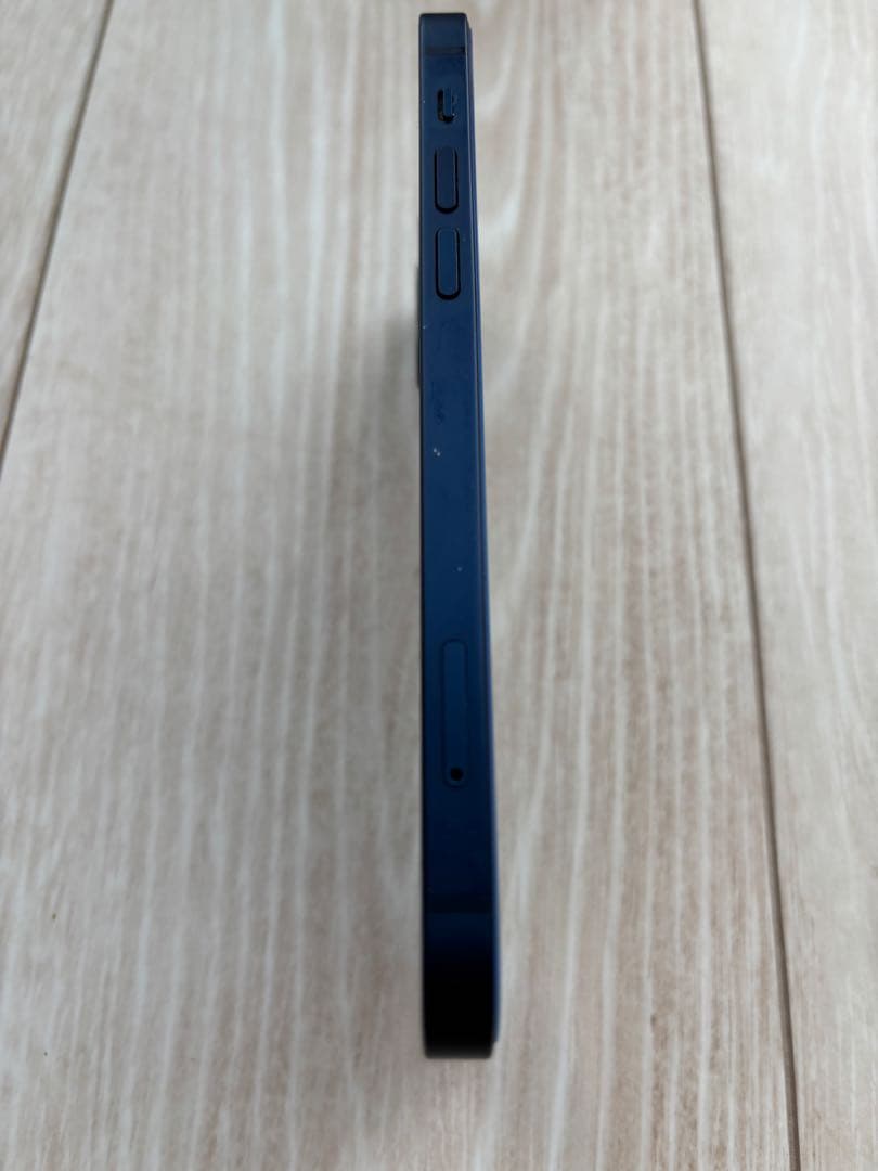 Apple iPhone 12 青色