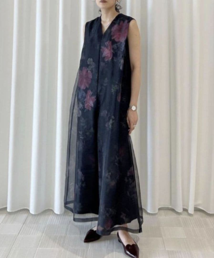 Ameri　BILLIE OVERLAP ROMPERS