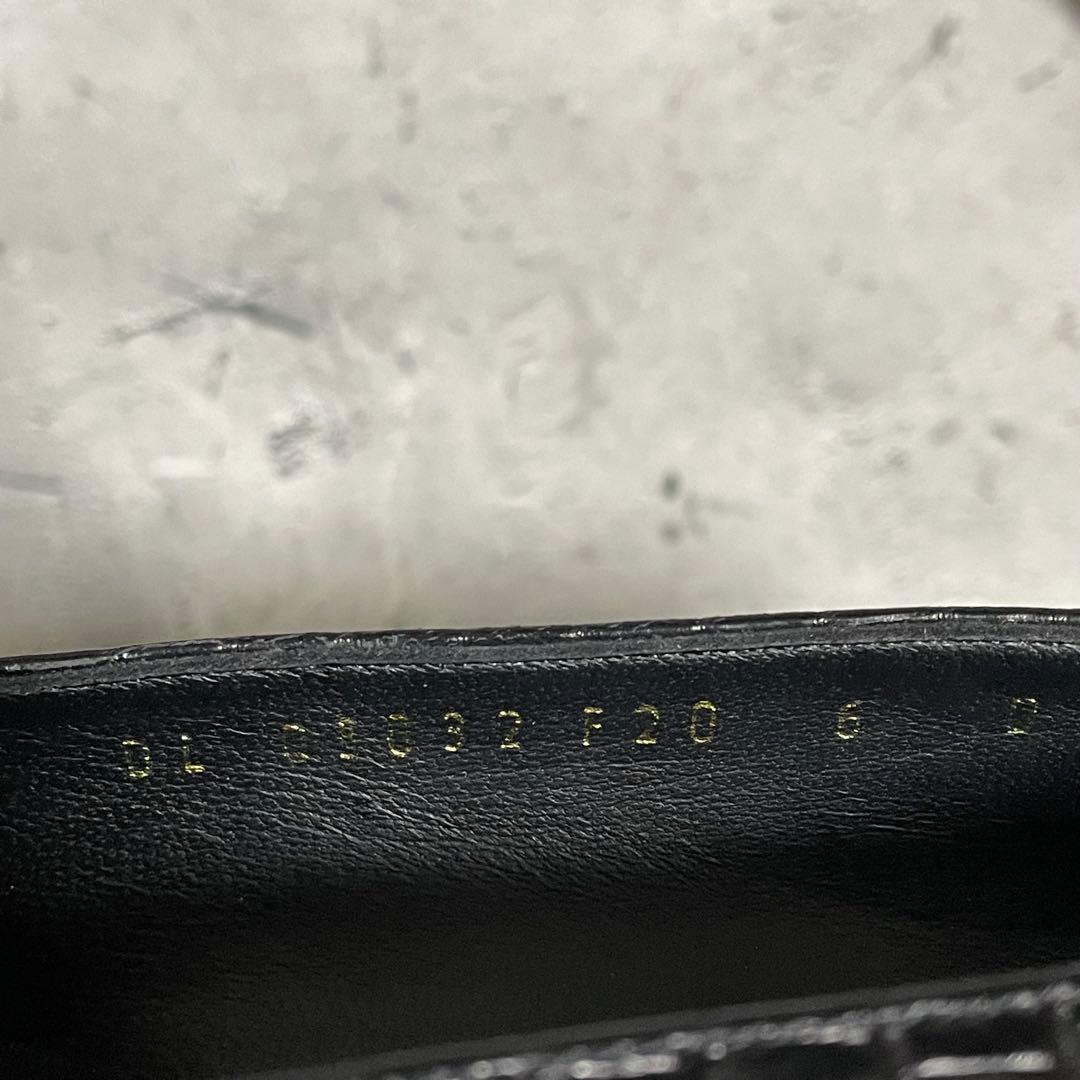 サルヴァトーレフェラガモ　Ferragamo（6） パンプス　ヴァラ　型押し　黒