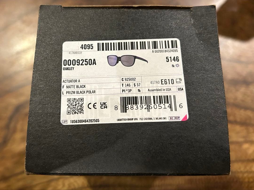 新品　正規品　OAKLEY オークリー Actuator 9250A-0257