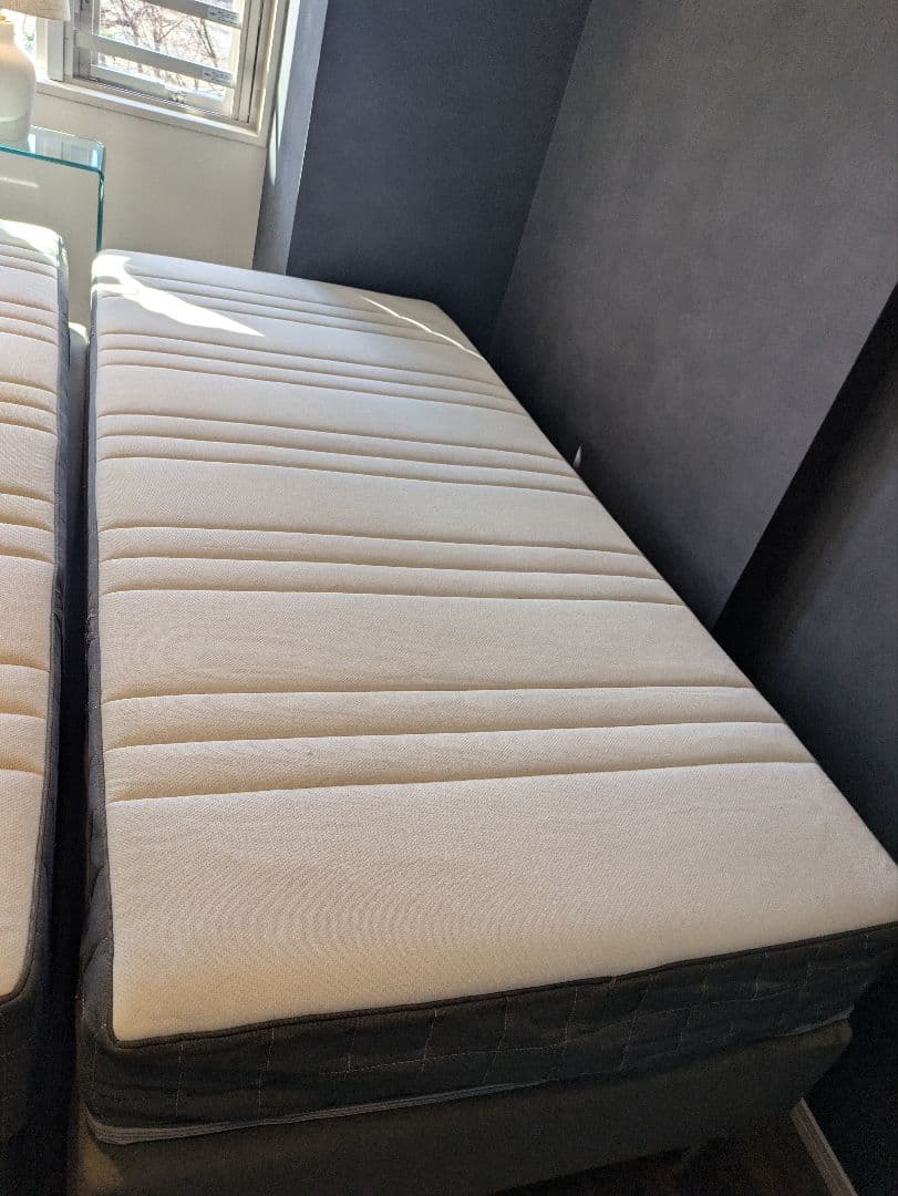 イケア　IKEA ハリウッドスタイルベッド　キングベッド　シングルベッド