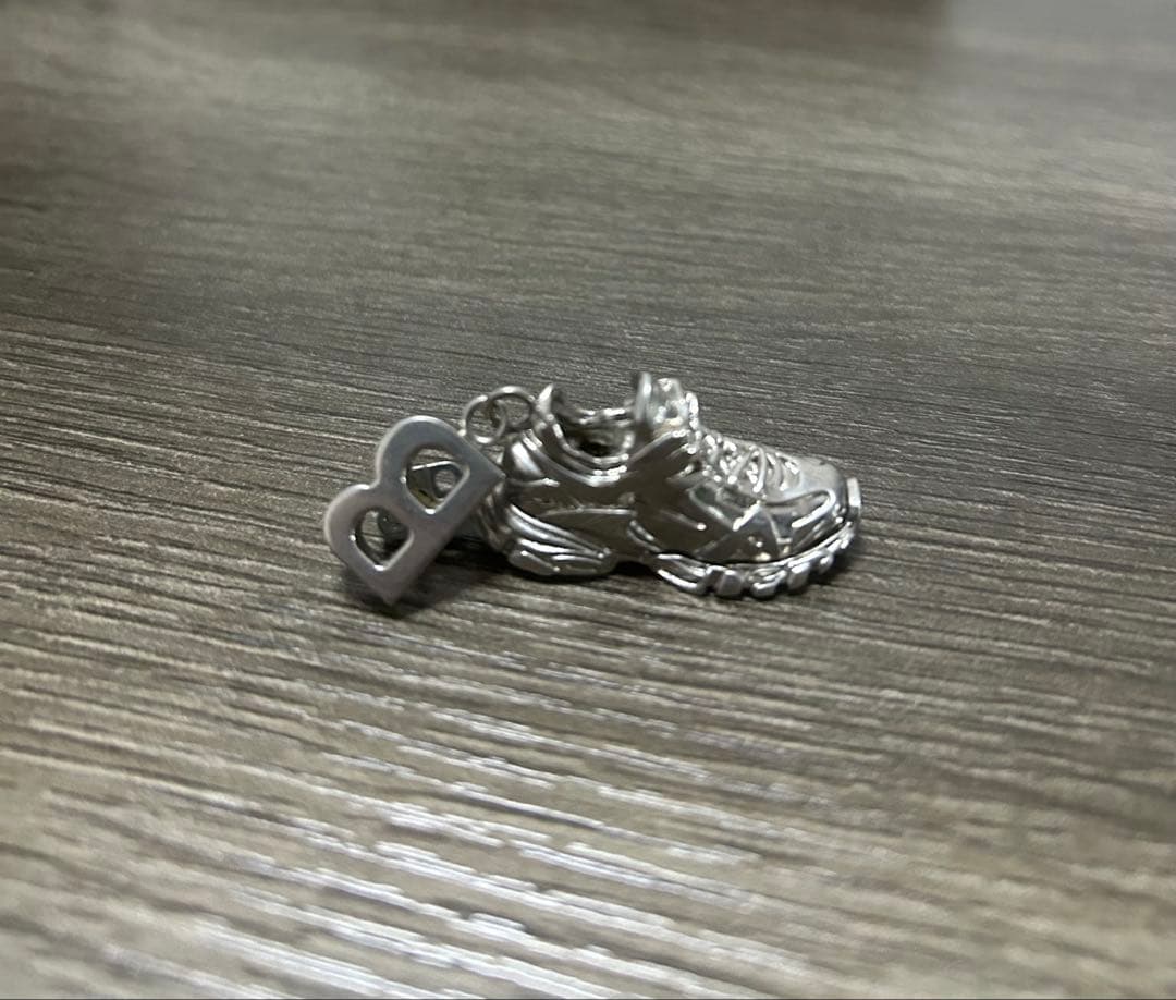 BALENCIAGA ピアス(片耳用)