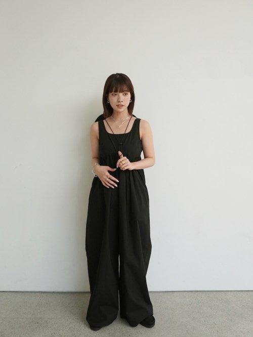 ブラックロングサロペット