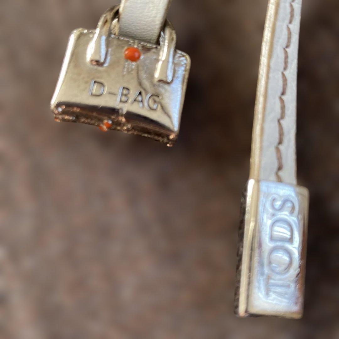 TOD’s トッズ　トートバッグ ショルダーバッグ　白　１年中ファショナブル