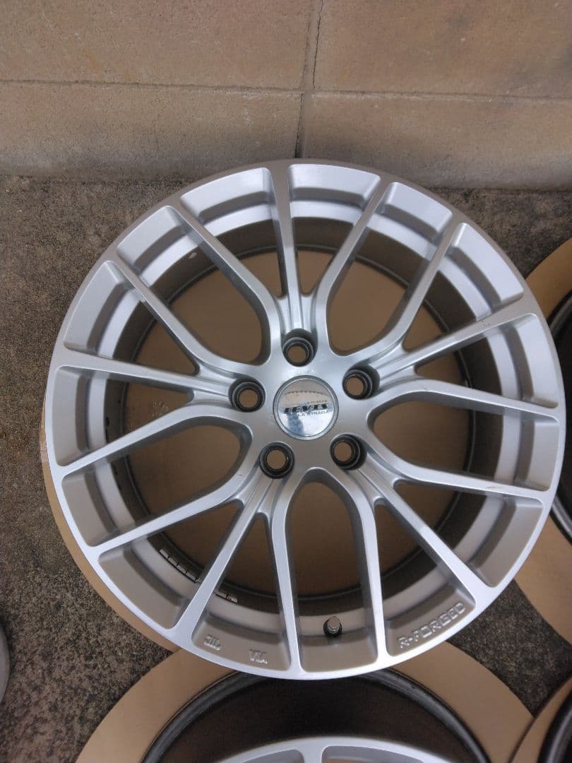 17インチ 5/114,3の7Jオフセット+38アルミホイールのみ中古4本セット