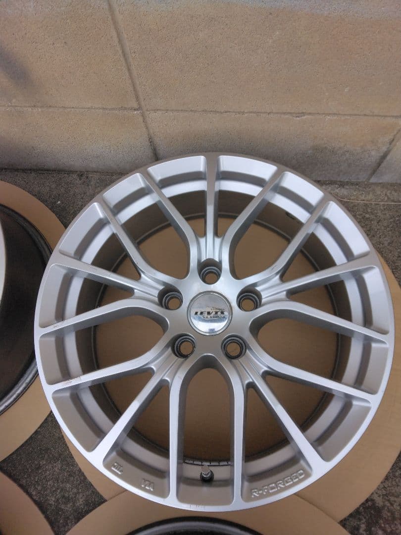 17インチ 5/114,3の7Jオフセット+38アルミホイールのみ中古4本セット