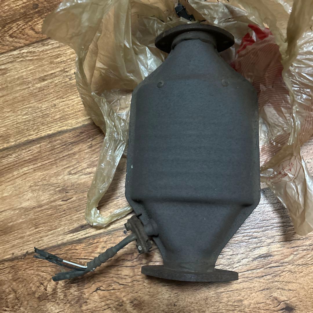 AE86用の純正触媒