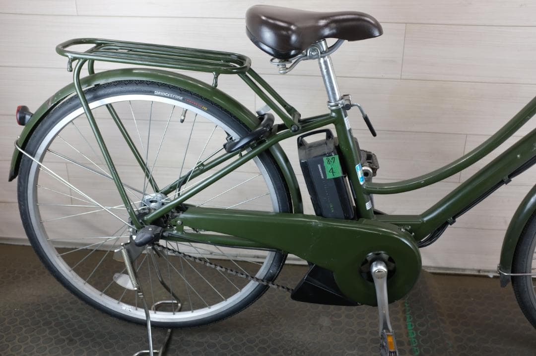 ブリヂストン製　Prima　26インチ3段　8.7Ah（4点灯）充電器あり