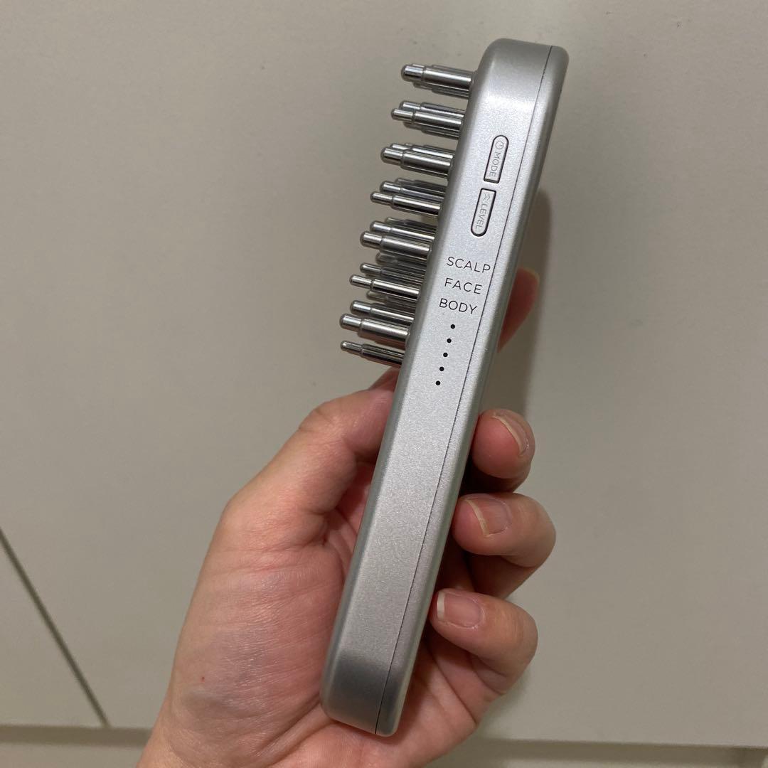 SALONIA EMS LIFT BRUSH サロニア　美顔器　電気ブラシ