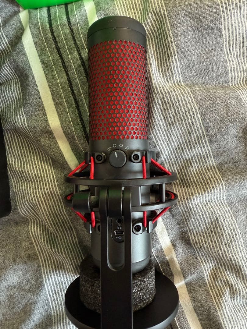 Razer BlackShark V2& HyperX QuadCast セット