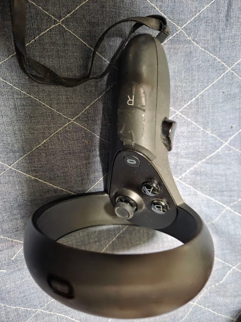  Quest VRヘッドセット + コントローラー