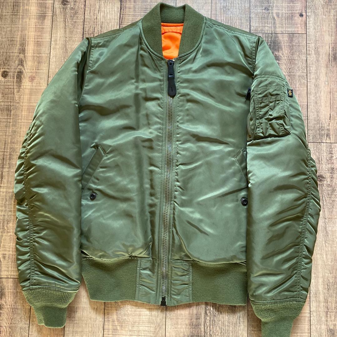 ALPHA INDUSTRIES MA-1カーキ