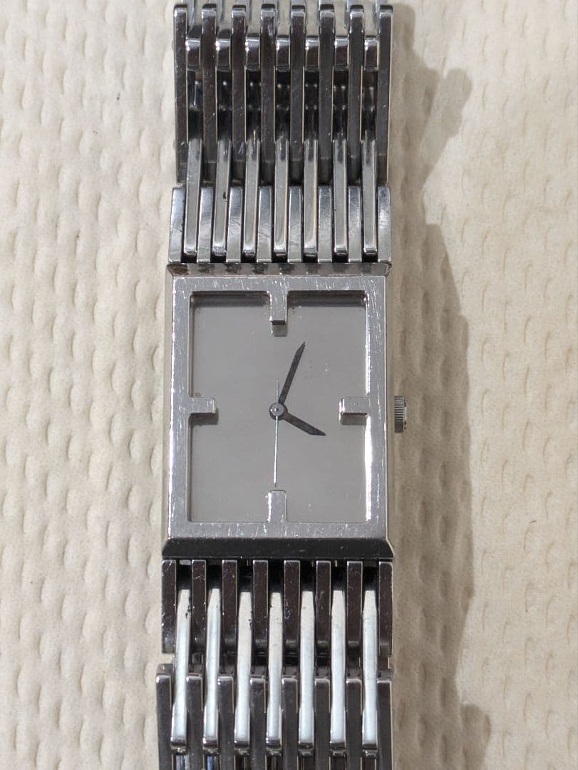 【新品電池】 アレキサンダー マックイーン 時計 吉井和哉 イエロモンキー