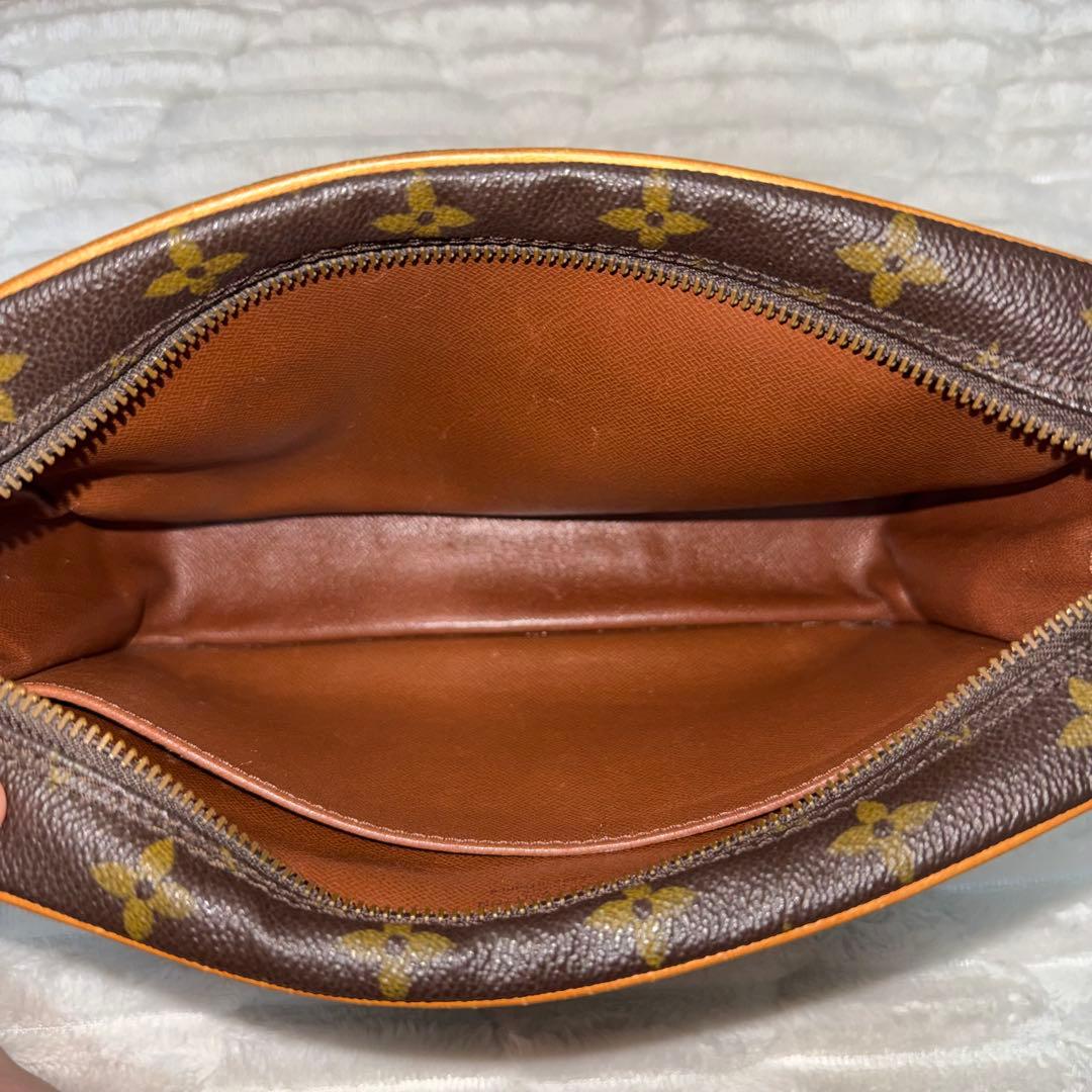 【良品】ルイヴィトン louis vuittonモノグラム クラッチバッグ