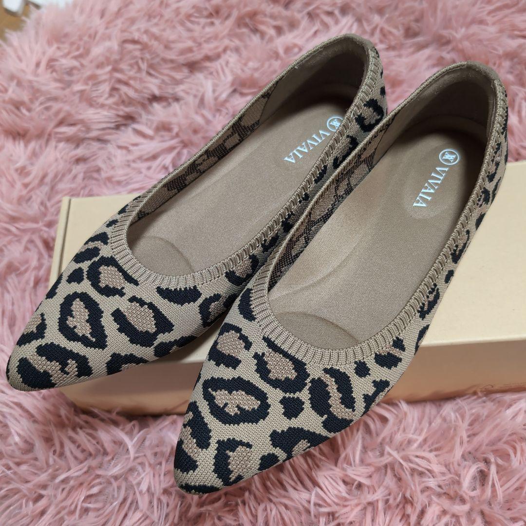 Hammy♡　VIVAIA ポインテッドトゥ フラットシューズ