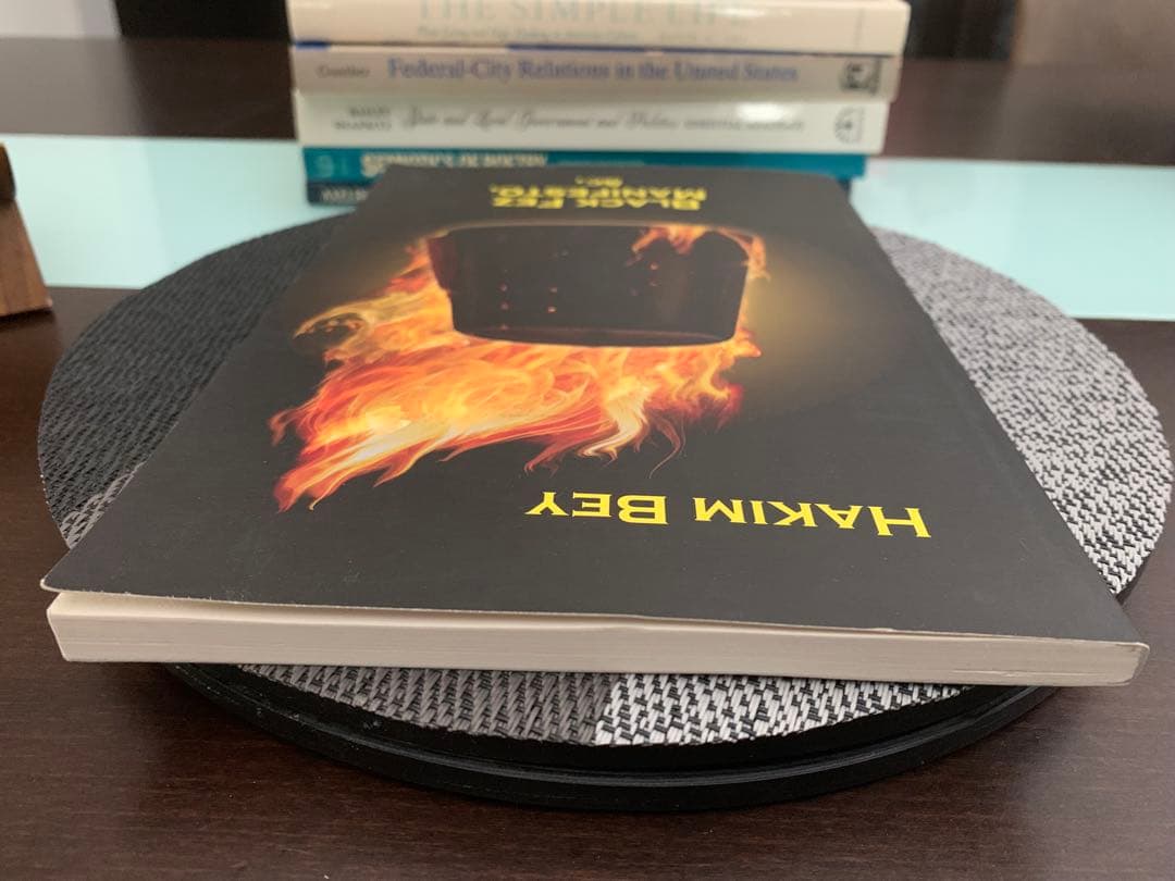 希少　Hakim Bey Black Fez Manifesto, &c.