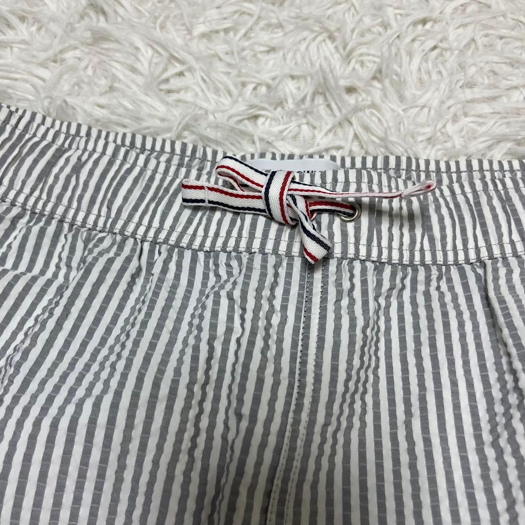 現行モデル トムブラウン Thom Browne ハーフパンツ ストライプ 水着