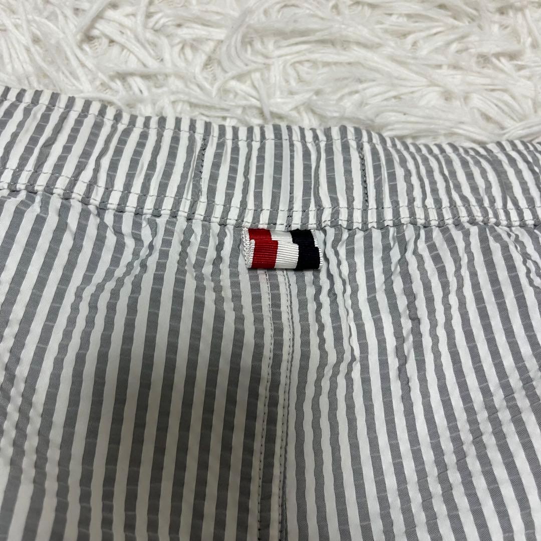 現行モデル トムブラウン Thom Browne ハーフパンツ ストライプ 水着