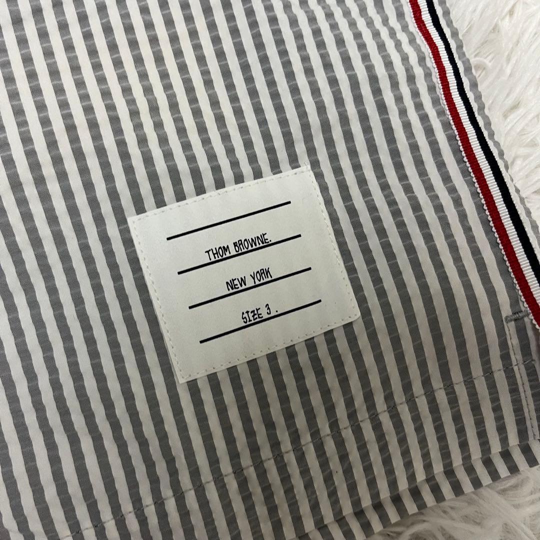 現行モデル トムブラウン Thom Browne ハーフパンツ ストライプ 水着