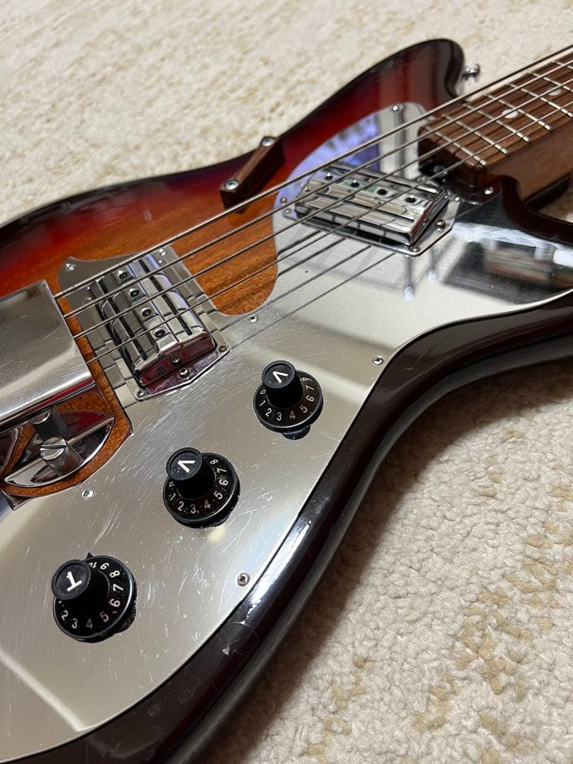 Unitone Basso エレキベース ビザール グヤトーン テスコ