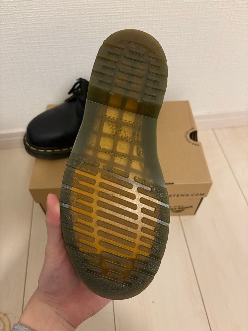 ドクターマーチン　3ホール　UK5 黒　【1月限定】