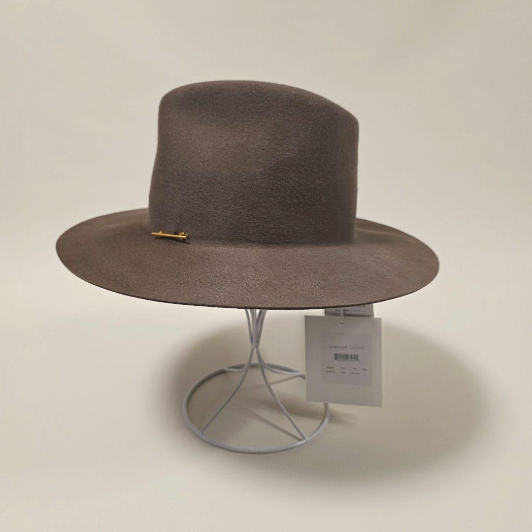 DeuxiemeClasse JANESSALEONE ジャネッサ レオンHAT