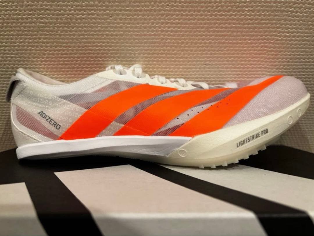 アディゼロ フィネス / 23.5cm