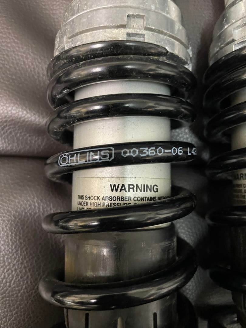 Öhlins ショックアブソーバー