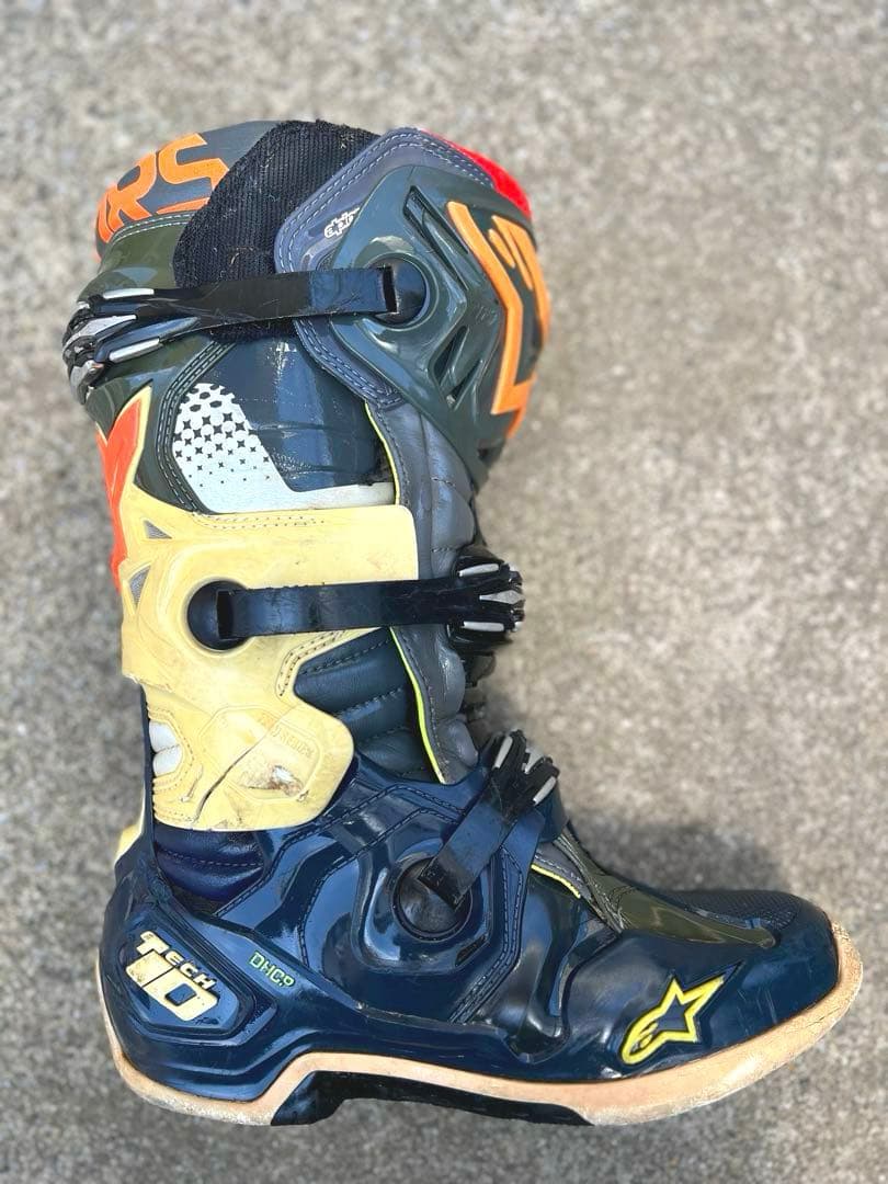 バイクウェア・装備 TECH10 Alpinestars