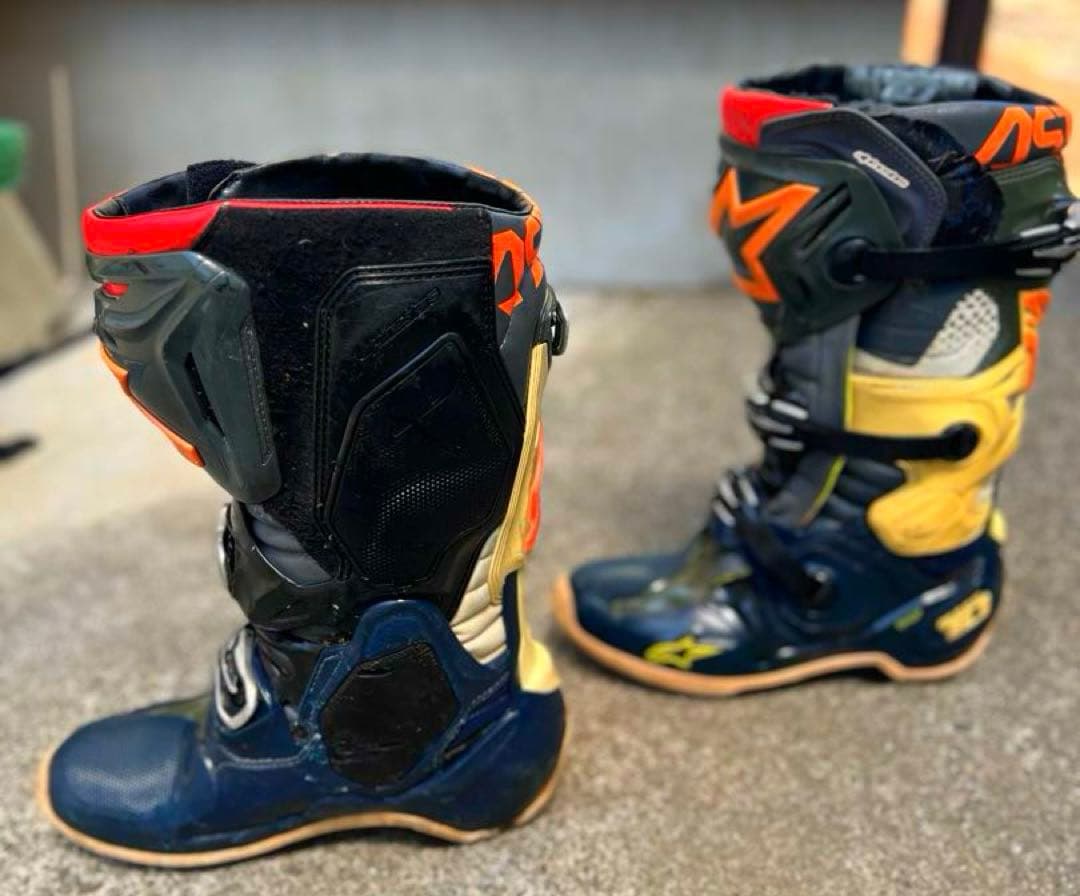 バイクウェア・装備 TECH10 Alpinestars