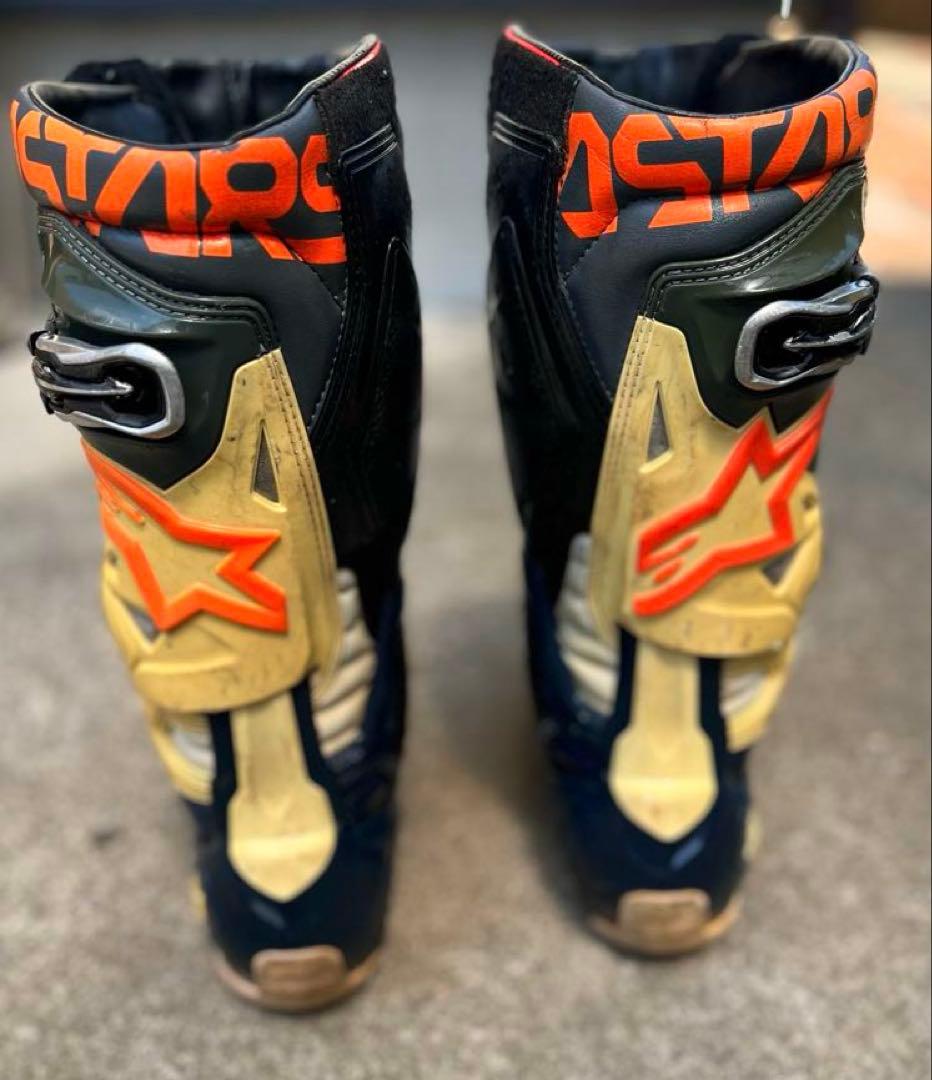 バイクウェア・装備 TECH10 Alpinestars