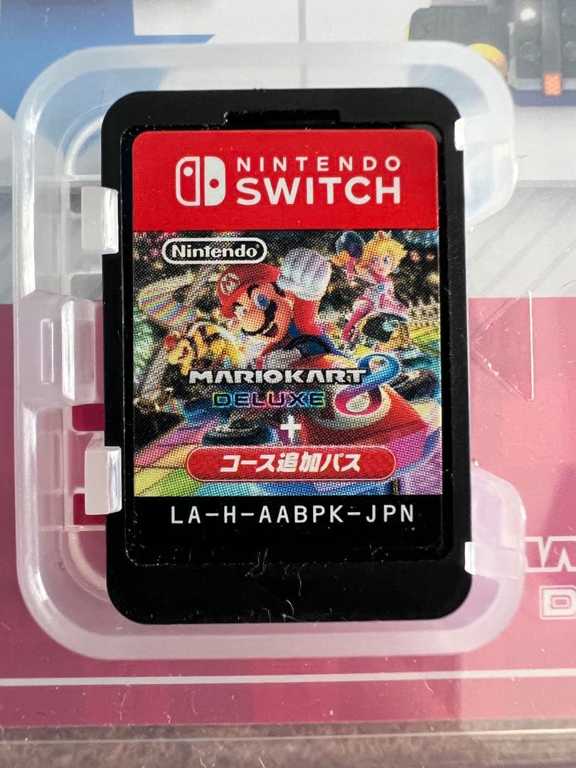 任天堂スイッチ　マリオカート8デラックス＋コース追加パス