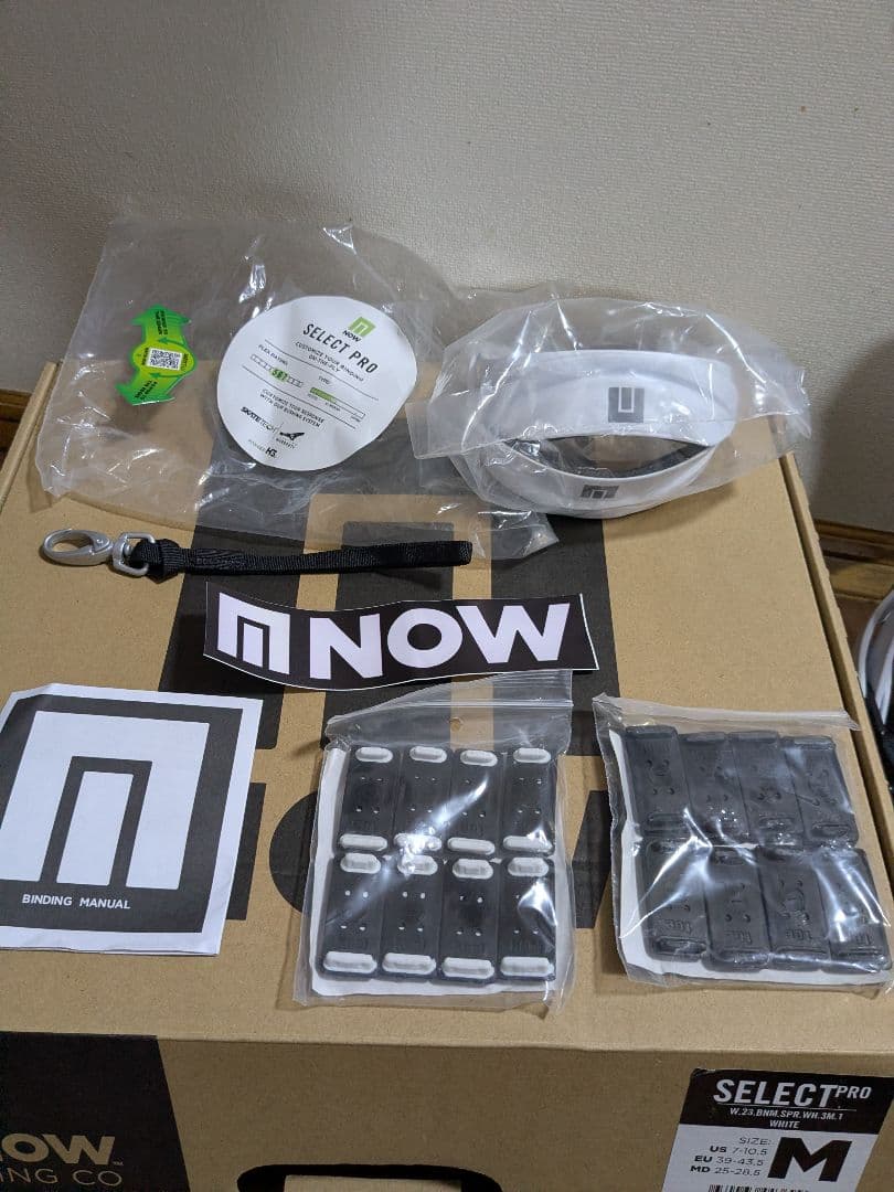 NOW SELECT PRO バインディング Mサイズ　使用3日の超美品です。