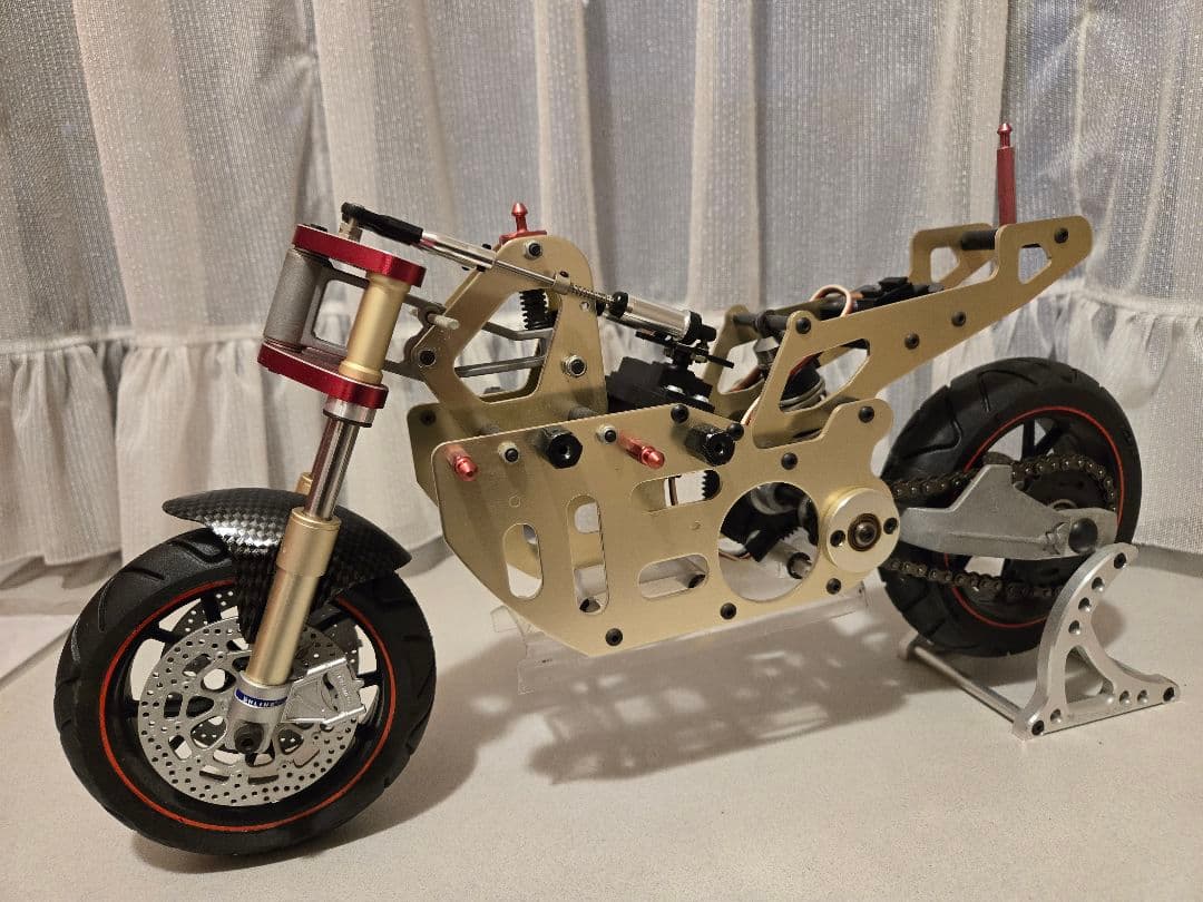 サンダータイガー Ducati 999R ラジコンバイク 1/5 電動オートバイ