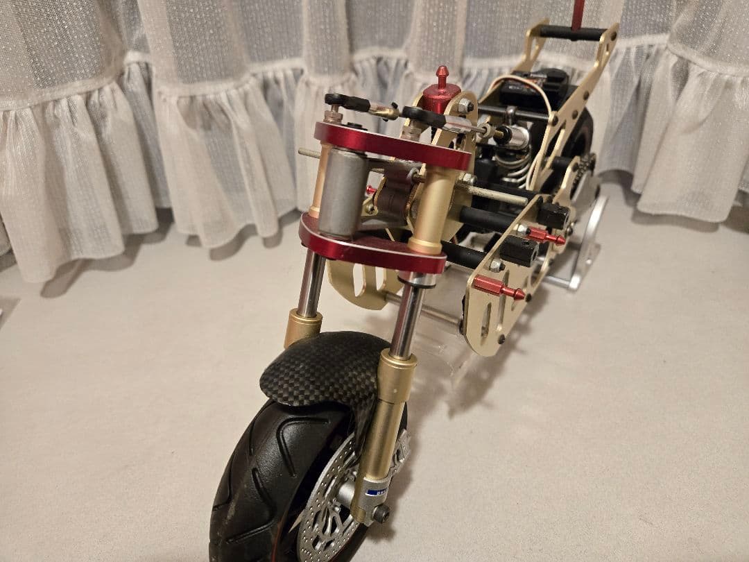 サンダータイガー Ducati 999R ラジコンバイク 1/5 電動オートバイ