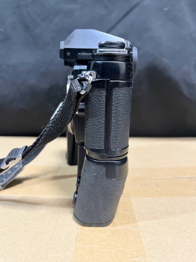 Nikon ニコン F3 一眼レフ フィルムカメラ ボディ MD-3 説明書付き