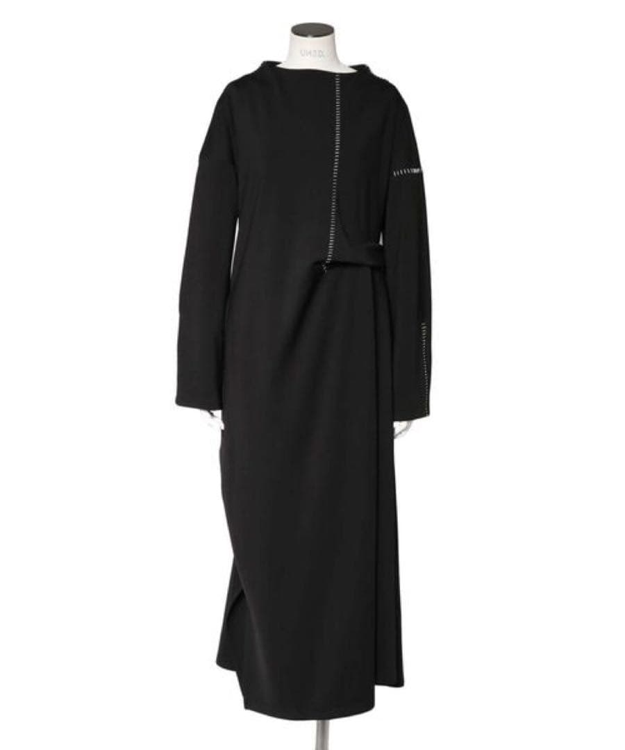 【完売品】UN3D. ステッチタックワンピース