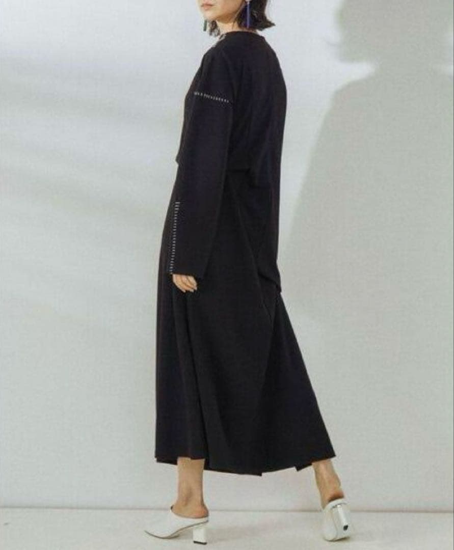 【完売品】UN3D. ステッチタックワンピース